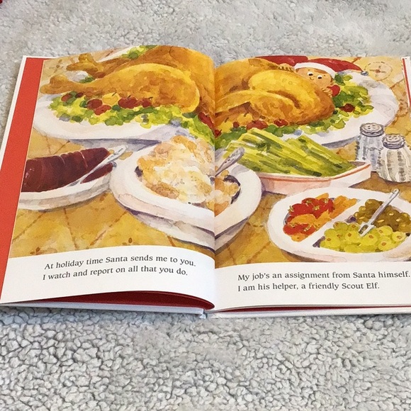 “New” Bundle of 2 Elf on the Shelf Books - Picture 6 of 7